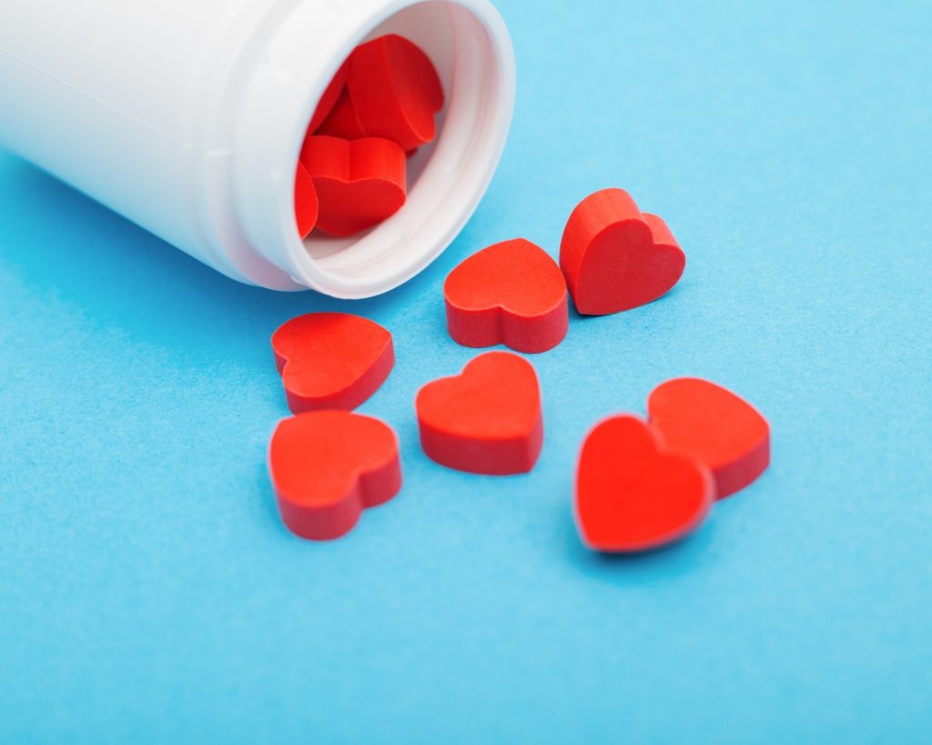 L'amour est un réservoir émotionnel. Si votre réservoir est vide, votre vie sera plus favorablement sertie de problèmes et de difficultés. Au contraire, s'il est plein, votre vie aura plus de chances d'être épanouie, créative et pleine d’énergie. Découvrez-en davantage dans l'article "Les 5 langages de l'amour" de Konxus Media.