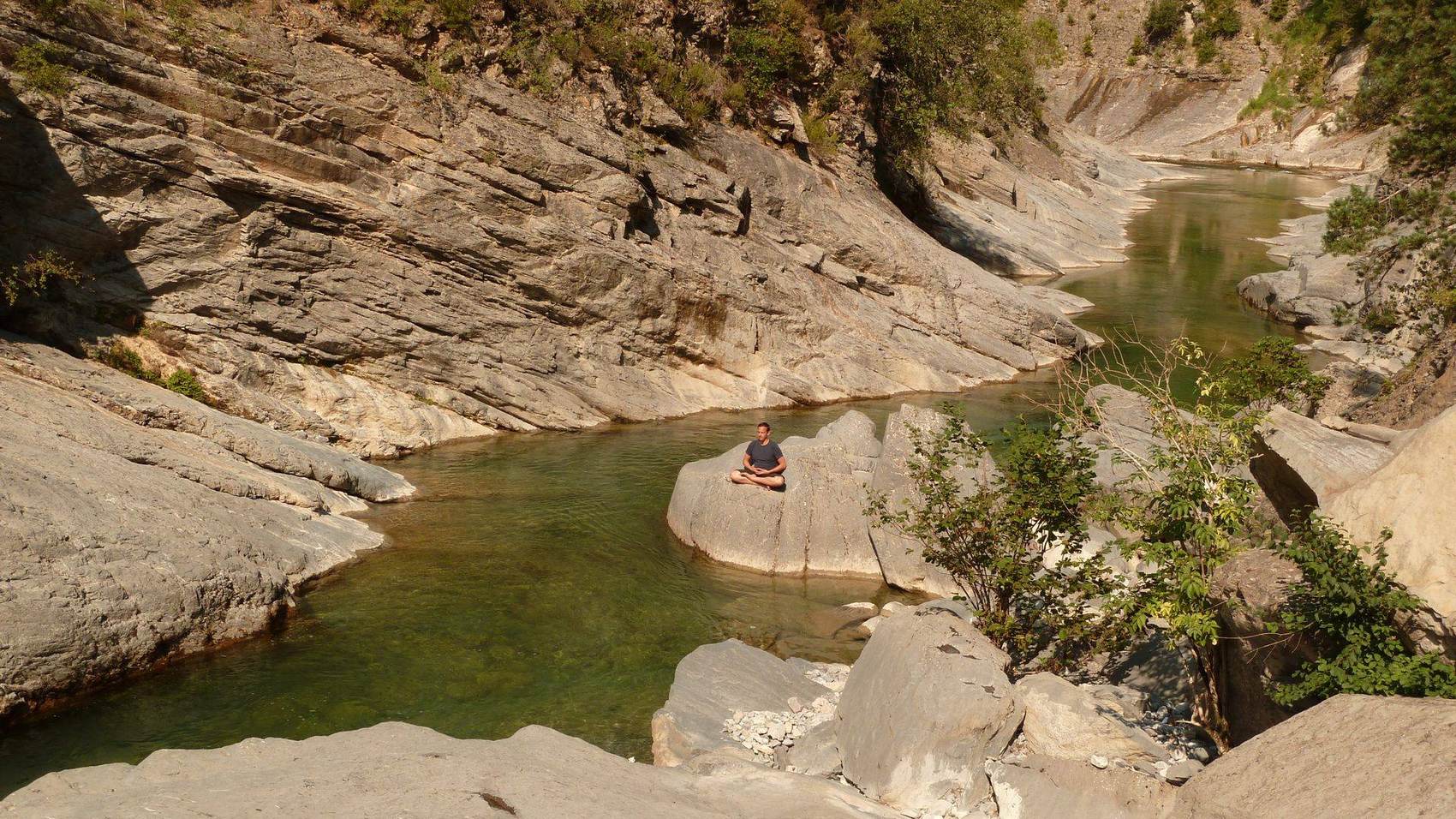 Meditation in the gorges of Aragon